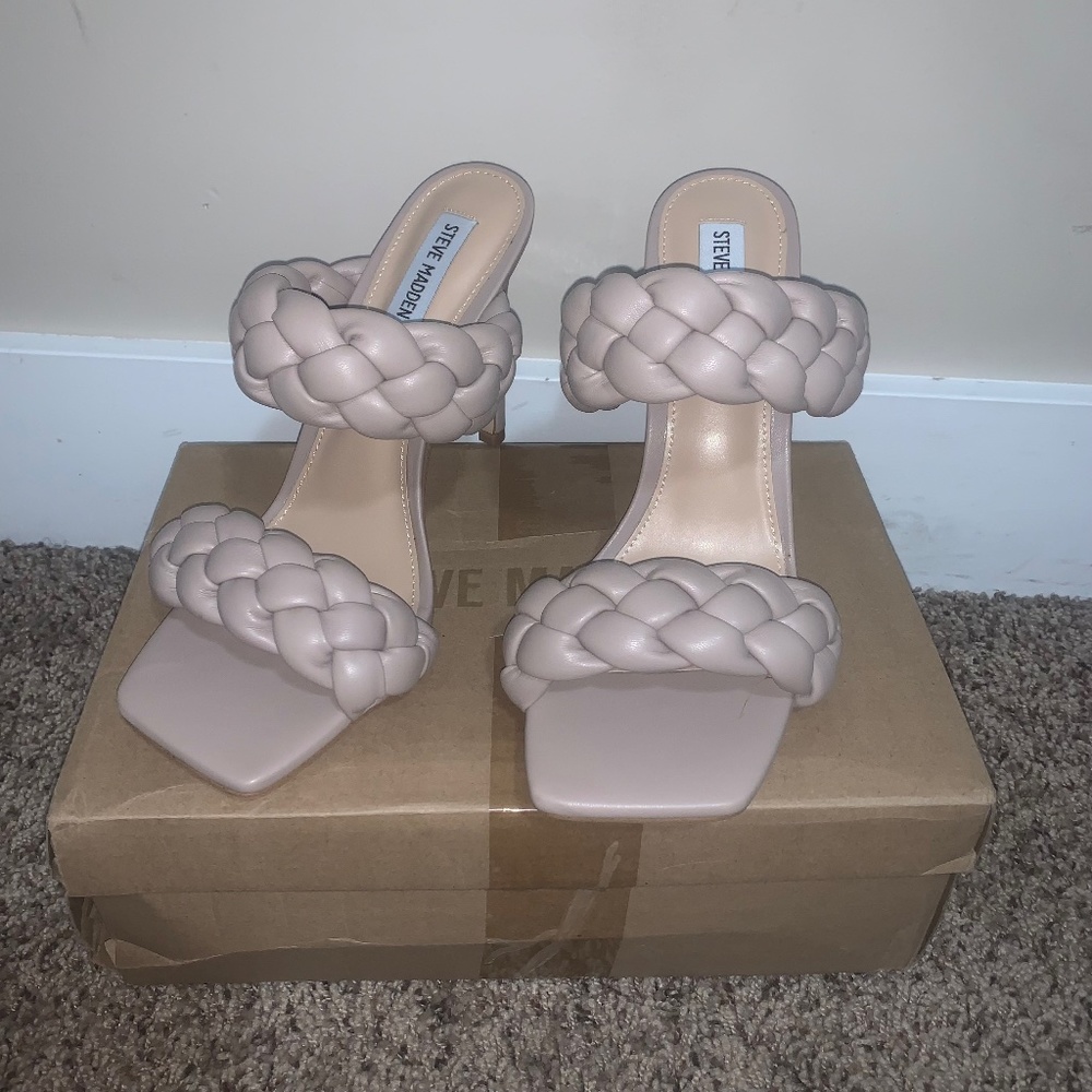 Steve Madden heeled sandal